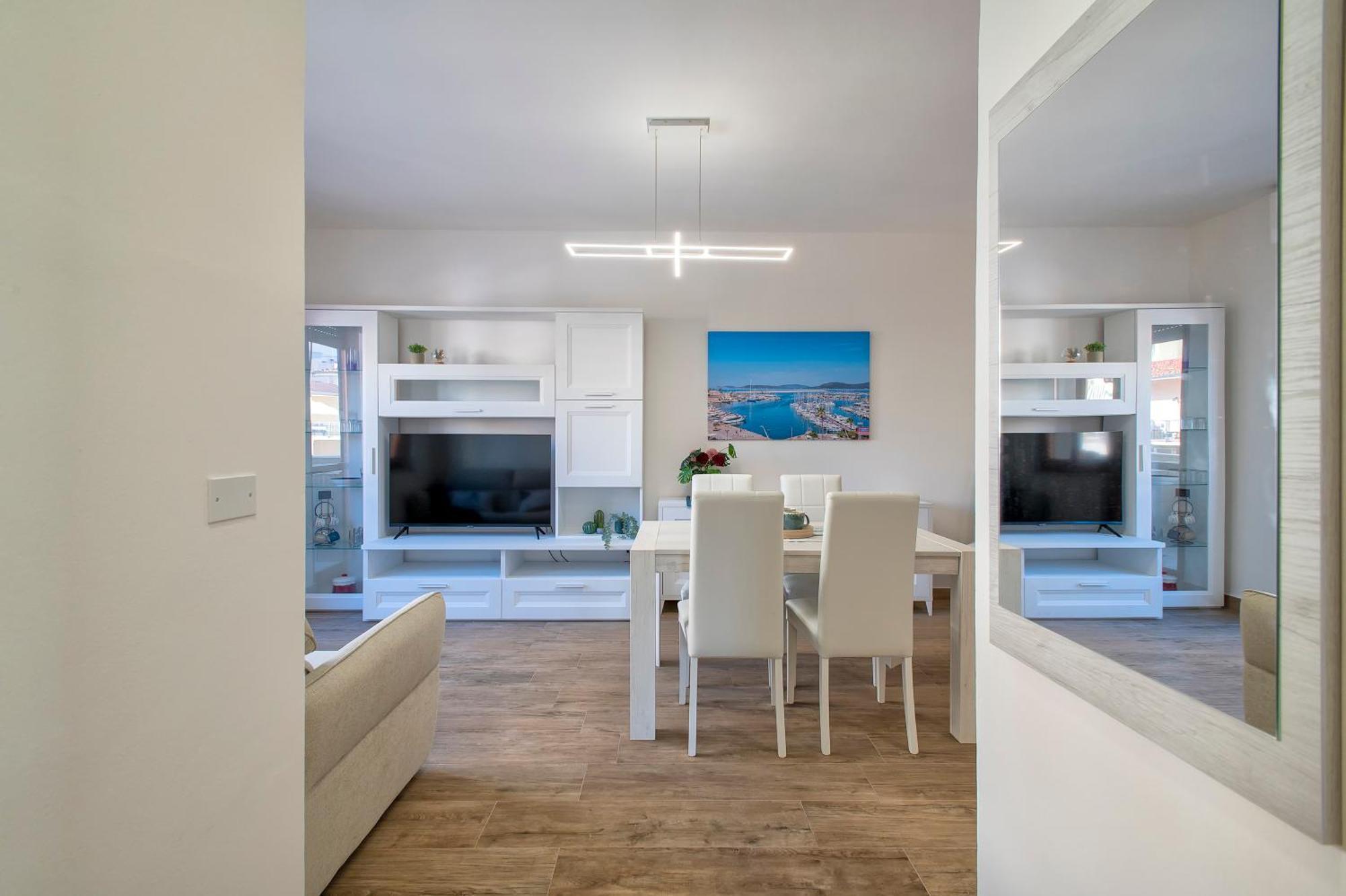 Pufferfish Apartment With Private Terrace Альгеро Экстерьер фото